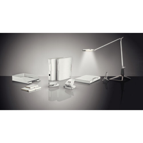 50060004_05.jpg Dziurkacz duży metalowy Leitz Style, biały, 10 lat gwarancji, 30 kartek