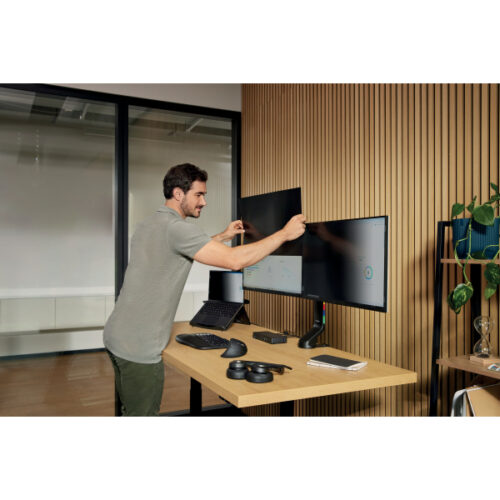 626492_iu_03.jpg Filtr prywatyzujący Kensington, zaciemniający z 2 boków, zdejmowany, do monitorów 29", 21:9