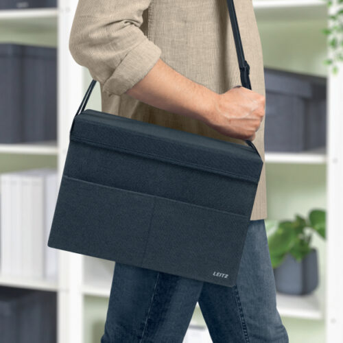 67240089_02.jpg Kompaktowa torba na akcesoria Leitz Fabric, do pracy przy „gorących biurkach”, z pokrywką, ciemnoszara