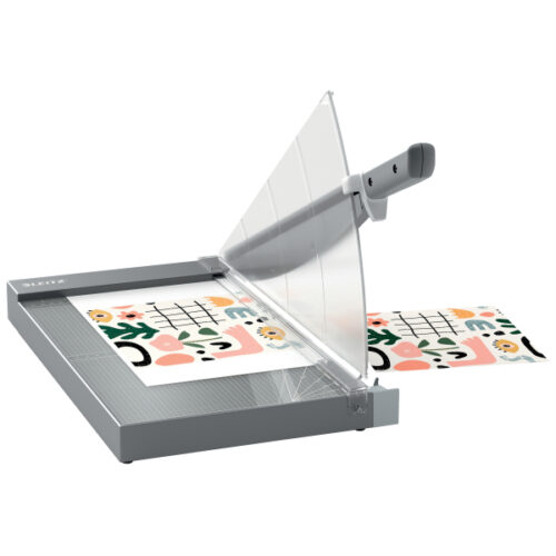 90230000_07.jpg Gilotyna Leitz Precision Office Pro A4+, do 25 kartek