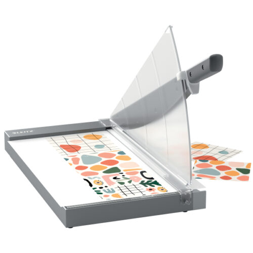90240000_06.jpg Gilotyna Leitz Precision Office Pro A3, do 25 kartek