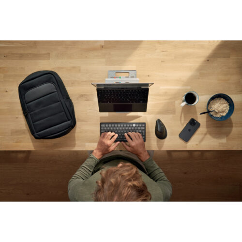 K50420EU_iu_01.jpg Podstawka Kensington SmartFit™ Easy Riser Go Large pod laptopy o przekątnej do 17"