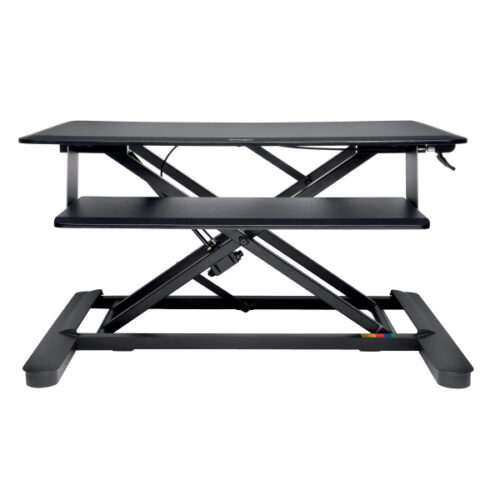 K52804WW_01.jpg Stanowisko na biurko Kensington SmartFit™ do pracy w pozycji stojącej lub siedzącej, czarne