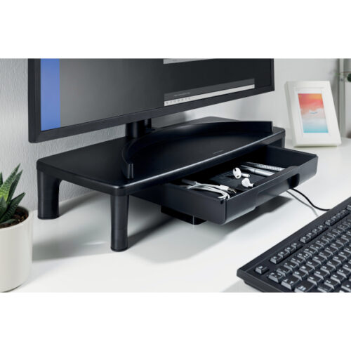 K55725EU_05.jpg Podstawka Kensington SmartFit™ pod monitor z szufladą