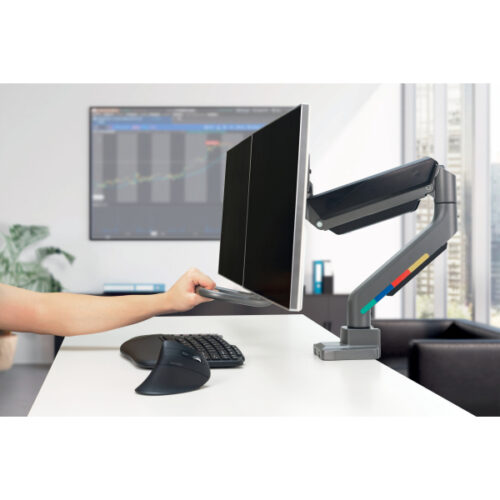 K58272WW_iu_03.jpg Podwójne ramię Kensington SmartFit™ z rączką do monitora