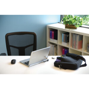 K64995WW_01.jpg Adapter gniazda Kensington Security Slot do Ultrabooka™, czarny